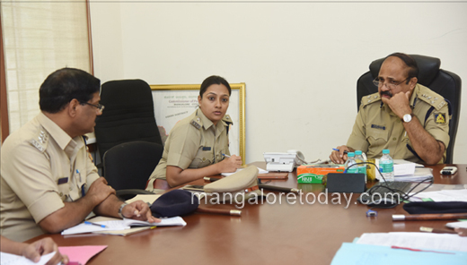 Police phone ..